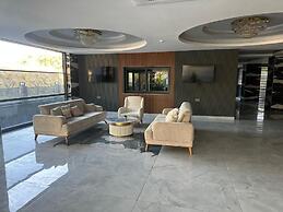 Club Robinhood Hotel