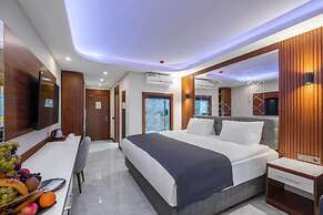 Club Robinhood Hotel
