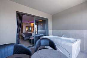 Club Robinhood Hotel