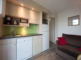 Bayside Apartment in Bleriot-plage