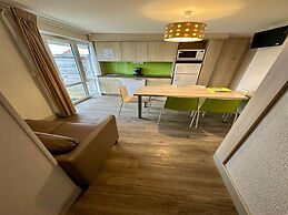 Bayside Apartment in Bleriot-plage