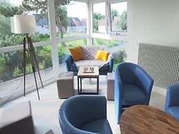 Bayside Apartment in Bleriot-plage