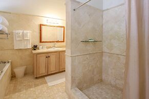 Coral Gables 3 Bedroom Home