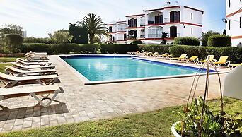 Casa Albardeira at Meia Praia