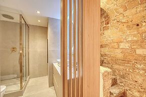 Central Historic Loft by Architect, Near Louvre