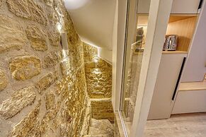 Central Historic Loft by Architect, Near Louvre