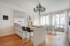 Charming Apartment - 4BR -10p- Madeleine