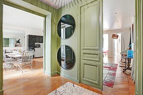 Charming Apartment - 4BR -10p- Madeleine