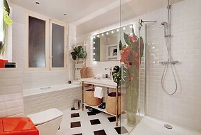 Charming Apartment - 4BR -10p- Madeleine