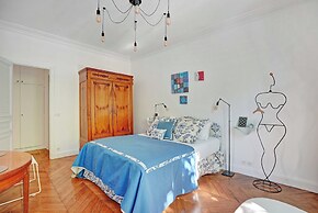 Charming Apartment - 4BR -10p- Madeleine