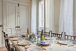 Charming Apartment - 4BR -10p- Madeleine