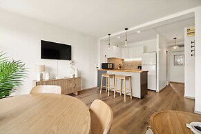 Modern Apartment sea View -2br-4p- Saint-tropez