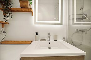 Modern Apartment sea View -2br-4p- Saint-tropez