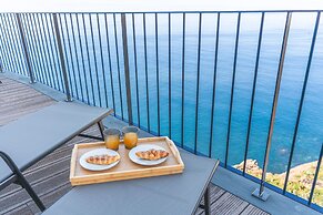 Big Cliff Apartment by Atlantic Holiday