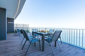 Big Cliff Apartment by Atlantic Holiday