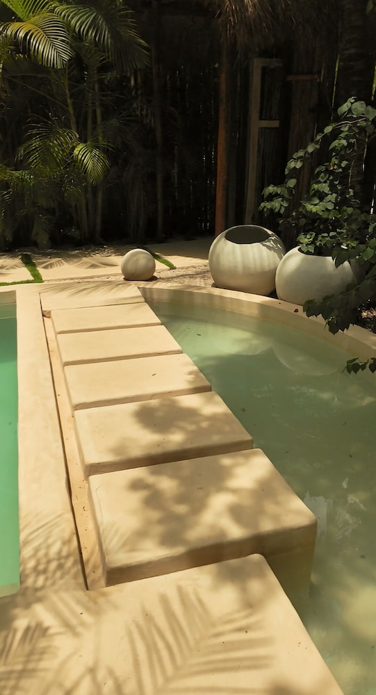 Ikal Bungalows