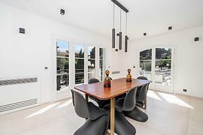 Sumptuous Villa - AC- 6br- 12p- Cannes