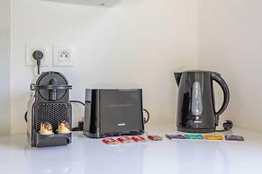 2 Bedroom Apartment With Balcony 10th arr