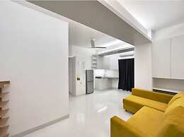 600sqft 2 Luxury Studio with Gym & Pool