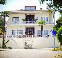 Palm Villa