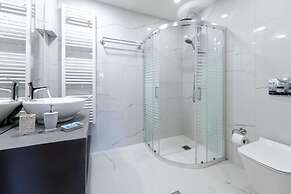 ISLAND RODOS POOL SUITES