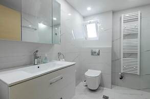 ISLAND RODOS POOL SUITES