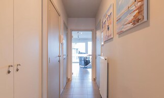 South-facing Apartment for 4 Guests