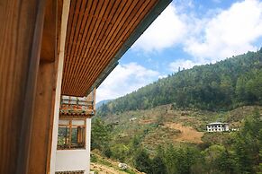 Om Amriti