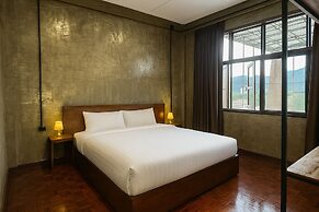 Lanna Loft Hostel