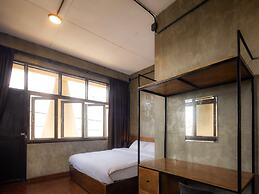 Lanna Loft Hostel