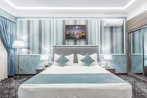 Huayue Mansion Hotel