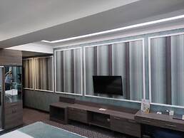 Huayue Mansion Hotel
