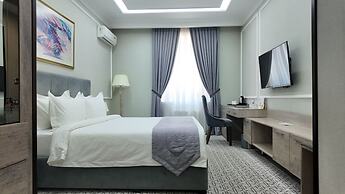 Huayue Mansion Hotel
