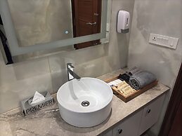Housr Sector 42 Gurgaon Golf Course Road