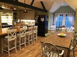 Lodbourne Farmhouse