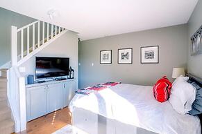 Hillside BLUE MTN family Loft