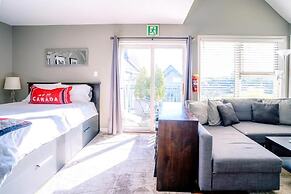 Hillside BLUE MTN family Loft