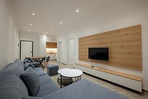Regal Luxury Apartments