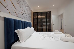 Regal Luxury Apartments