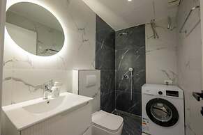 Regal Luxury Apartments