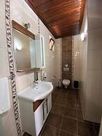 SUNA HOUSE