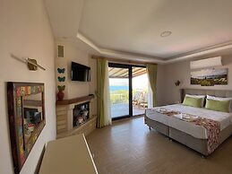 SUNA HOUSE