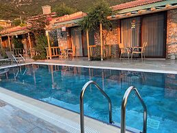 SUNA HOUSE