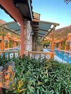 SUNA HOUSE