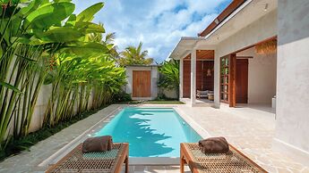 Nick Villas by Villa Finder