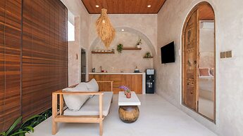 Nick Villas by Villa Finder