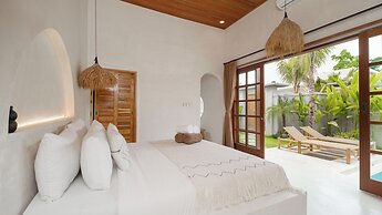 Nick Villas by Villa Finder