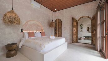 Nick Villas by Villa Finder