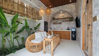 Nick Villas by Villa Finder