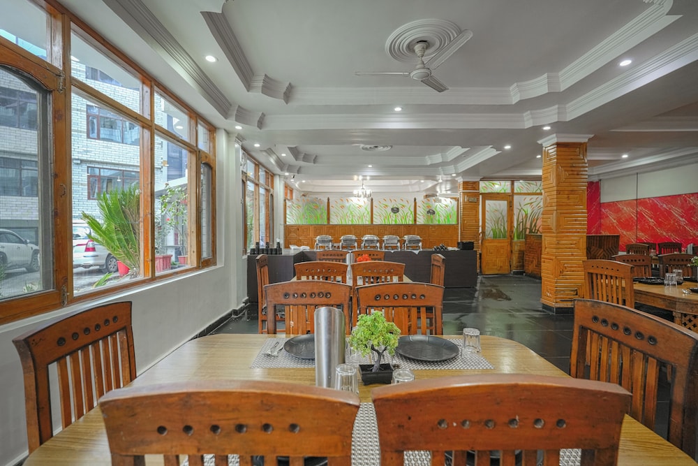HOTEL NAVEEN MANALI